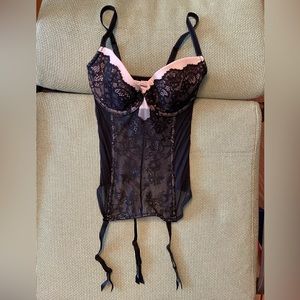 Victoria’s Secret 32D Sexy Black Lace Corset